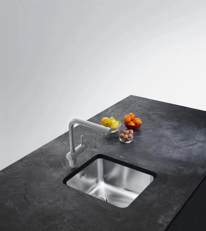 Franke masszív rozsdamentes acél konyhai csaptelep Atlas Neo forgatható kifolyó 115.0521.435