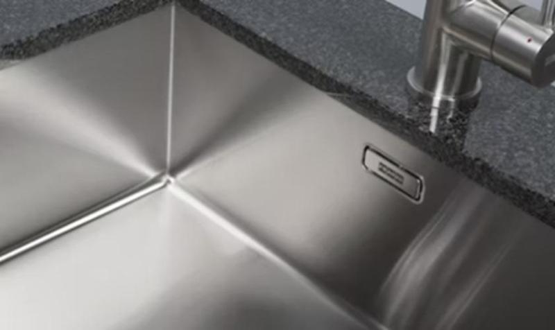 Franke Maris MRX 210.19 kleine roestvrijstalen spoelbak voor vlakbouw 127.0568.037