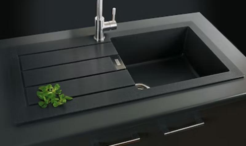 Franke Sirius 2 S2D 611 műanyag mosogató fekete csepegtetővel felépítés 100x50 143.0634.480