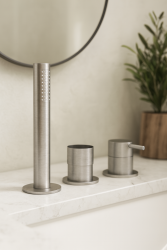 Waterevolution Flow 3-lyukú Kádkeverő Csaptelep Kádperemre Szereléshez Rozsdamentes Acél T138SBIE