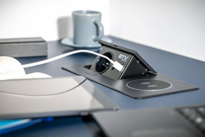 AVARO PLUS kihúzható konnektor 1208958671