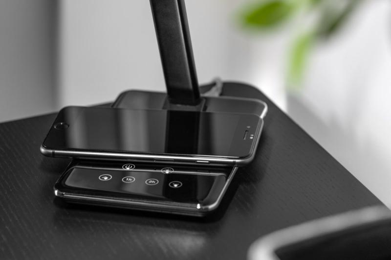 Decor Asztali Lámpa Tritton 6W 340lm AC220-240V 4-CCT Vezeték nélküli Töltés USB PF>0,5 RA>80 fekete 1208962518