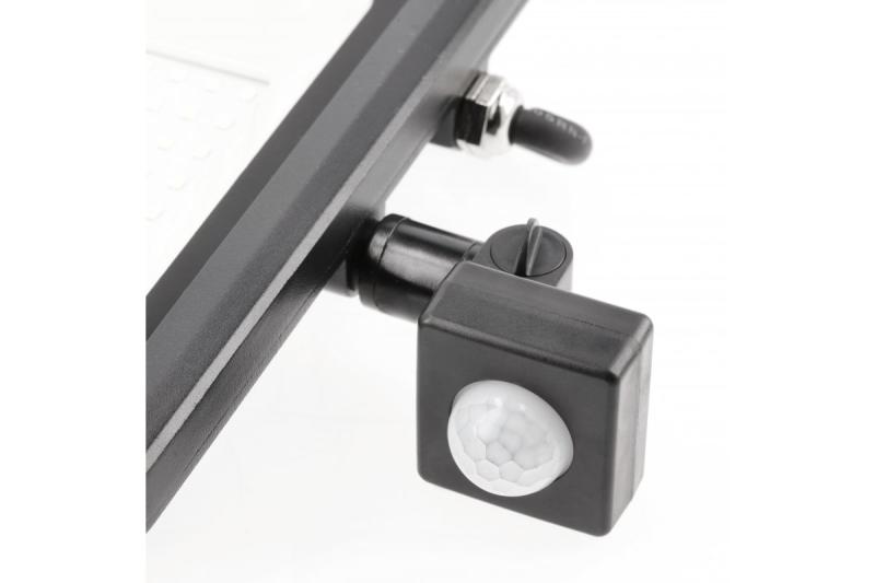 LED-es reflektor iNEXT mozgásérzékelővel 20 W 1600 lm, PF>0,9, RA>80, IP65, 120°, 6400 K, fekete test 1208962859