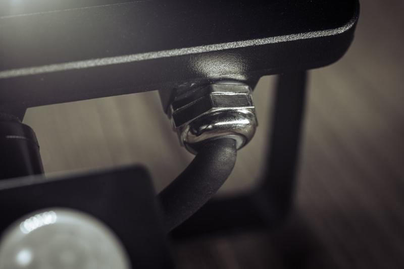 LED-es reflektor iNEXT mozgásérzékelővel 20 W 1600 lm, PF>0,9, RA>80, IP65, 120°, 6400 K, fekete test 1208962859