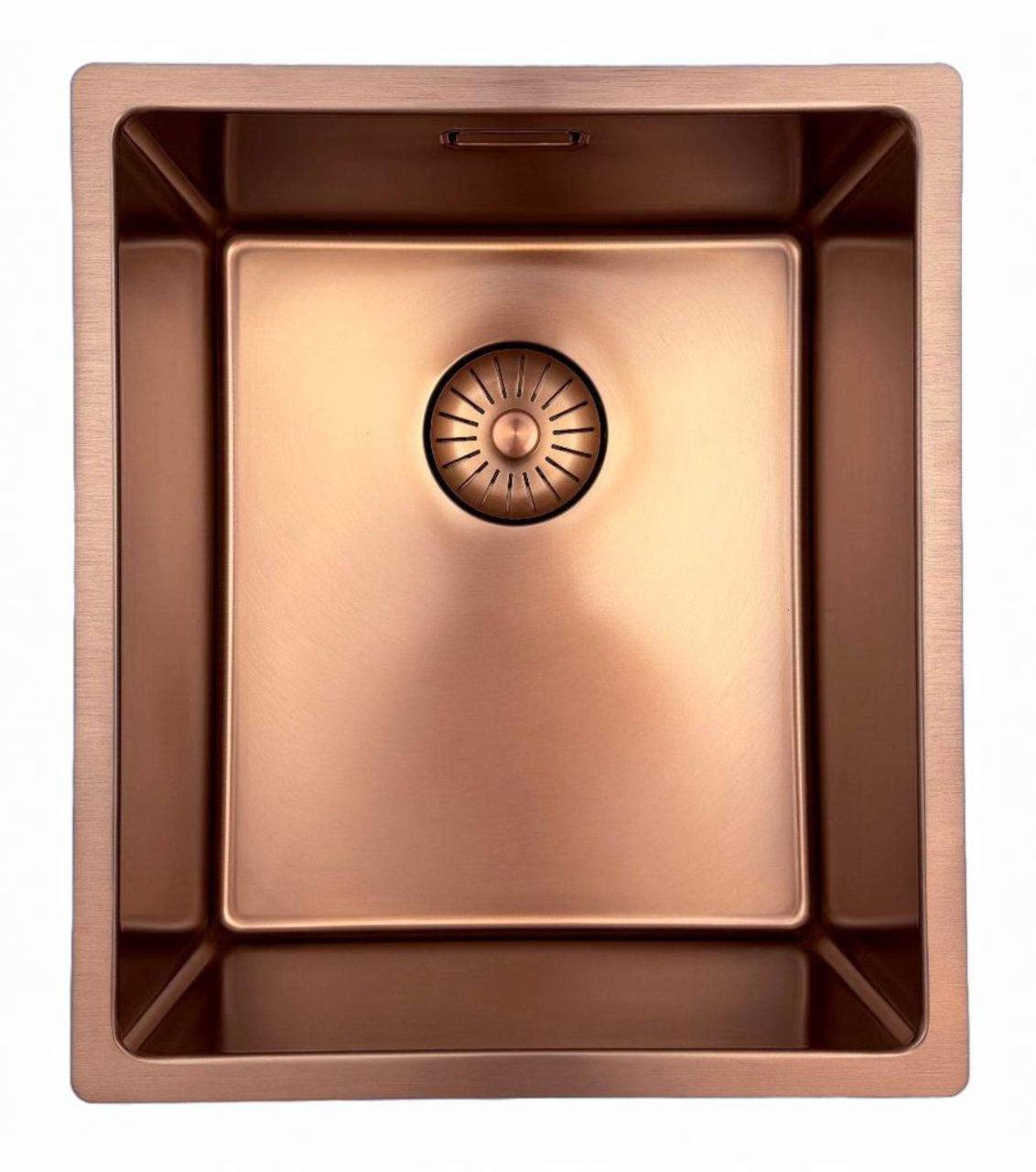 Pure.Sink Prestige mosogató 34x40 cm PVD Réz, 10 mm-es rádiusszal, alsó beépítéshez, süllyesztett és felületi beépítéshez PPG3440-62