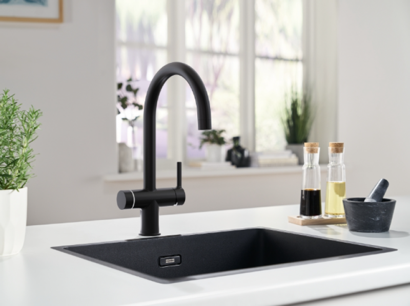 Franke Maris water hub 7L boiler 3-1 Touch elektronikus forróvizes csaptelep matt fekete 160.0713.604