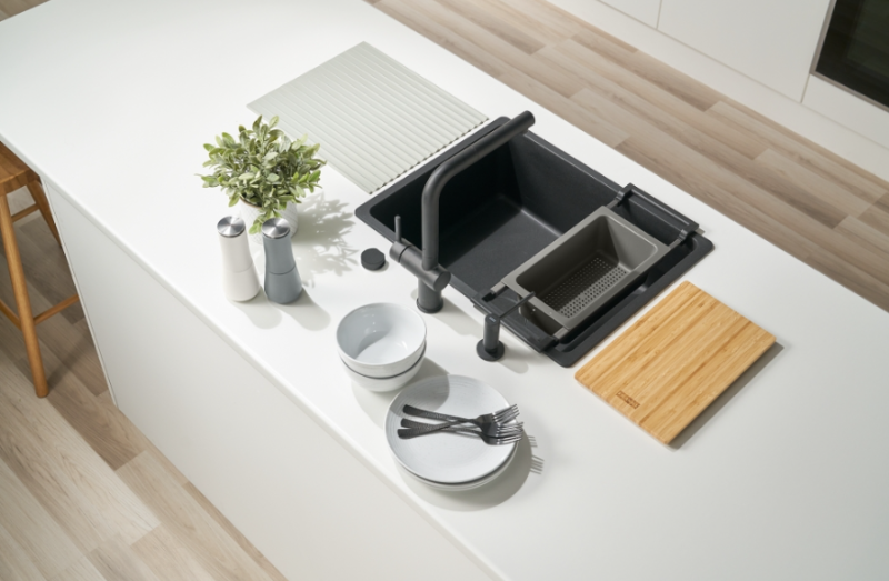 Franke Universele Accessoire All-In Set 3 - Vágódeszka, Műanyag Betét, Lecsepegtető Szőnyeg és Teleszkópos Híd 112.0655.483