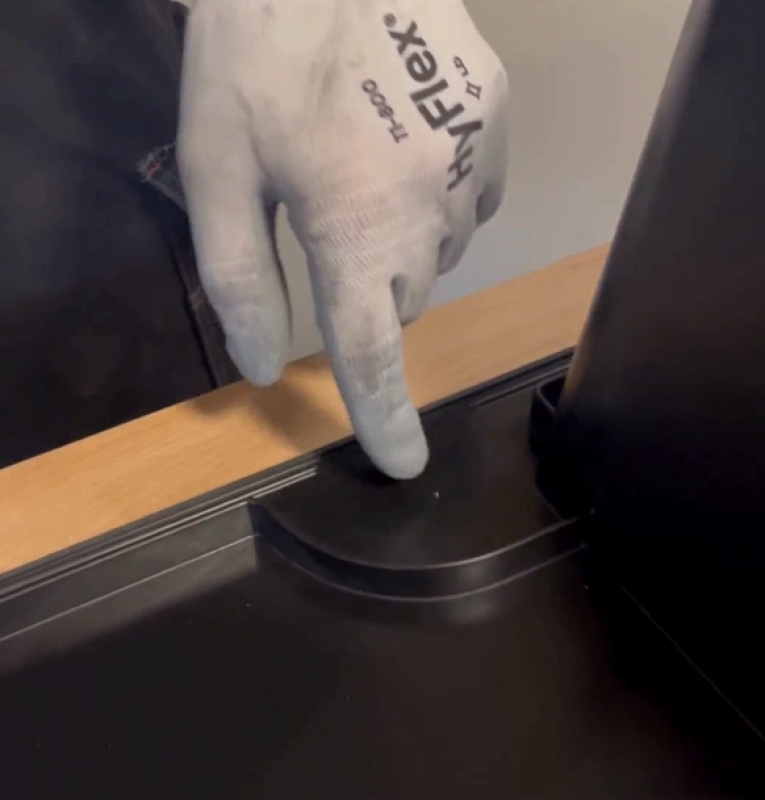 Hoegert 14 darabos szénacél lyukfűrész készlet.