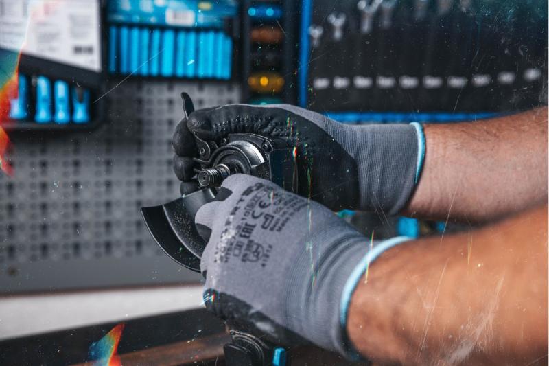 HÖGERT Vezeték nélküli sarokcsiszoló 125MM 18V - akkumulátor nélkül