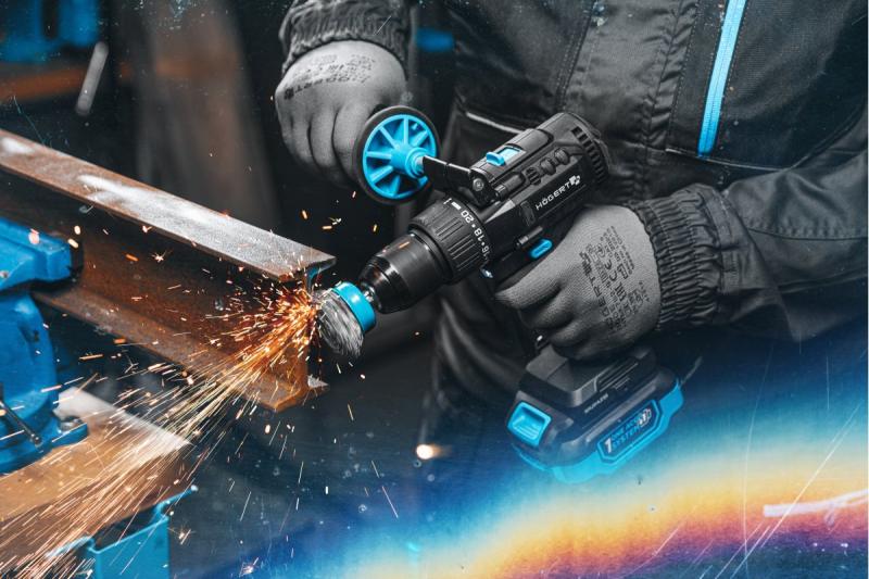 HÖGERT Brushless akkumulátoros csavarhúzó készlet, 18V, bittartóval, bitraktárral, töltővel és akkumulátorral