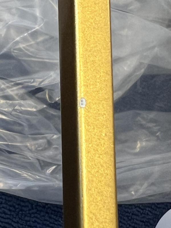 OUTLET Keret Sérült Dekor Avelin függőlámpa arany téglalap alakú kerettel, 80 cm széles 2287