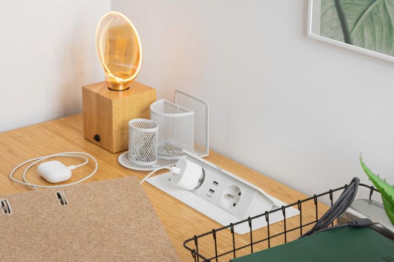 Puha, kihúzható aljzatmodul.