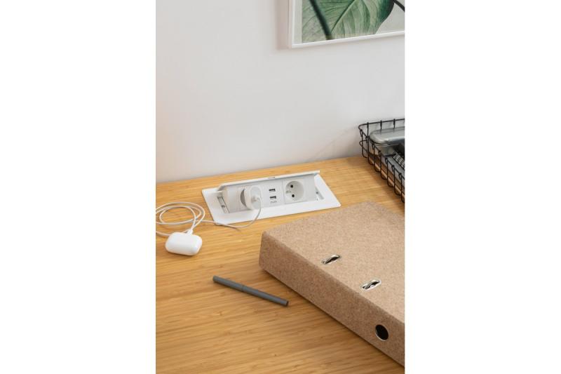 Puha, kihúzható aljzatmodul.