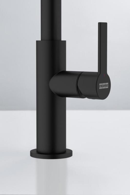 Franke Maris Slim J Konyhai csaptelep Forgatható Kerek Kifolyó Fekete 115.0728.386