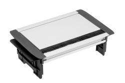 Átmenő asztali aljzat