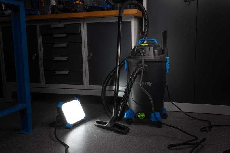 20 l-es nedves és száraz univerzális porszívó