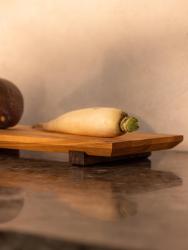 Woodsea Sushi S- Tölgyfa Sushi deszka diófa lábakkal 30x12 cm 1208971584