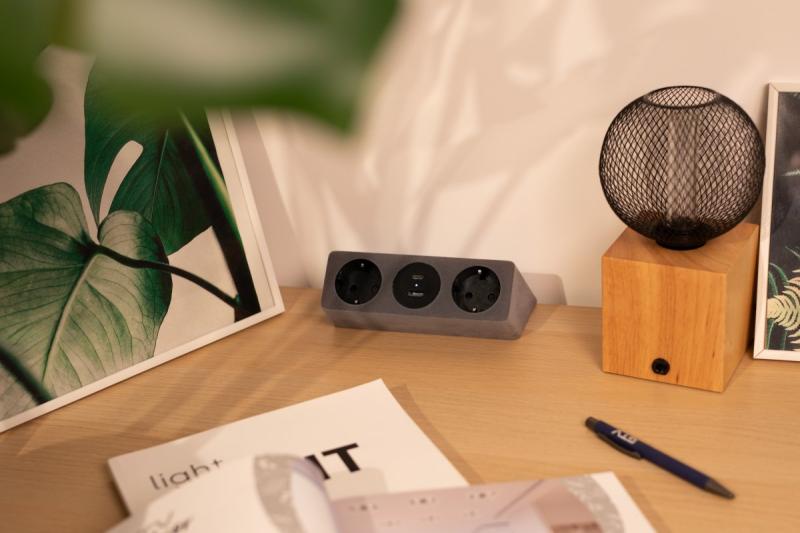 Bútorcsatlakozó SOFITO, 2xSHUKO, USB A+C, 1,5 m kábel, szürke flock