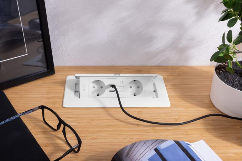 MULTISOFT bútorszerelvény, 2xSHUKO, USB A+C, RJ45, 1,5 m kábel, fehér