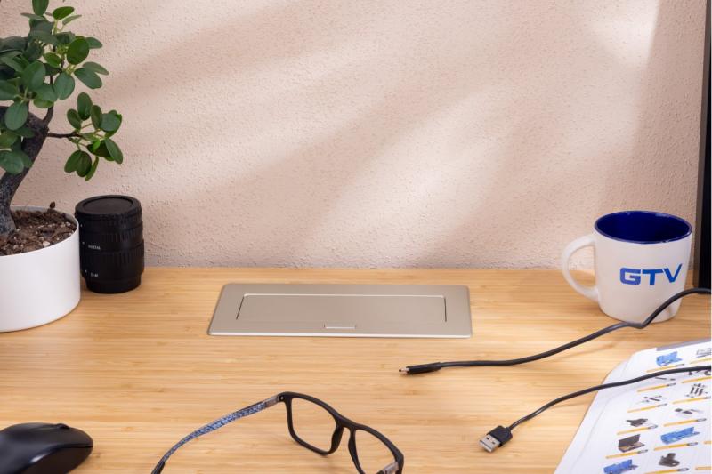 MULTISOFT bútoraljzat, 2xSHUKO, USB A+C, RJ45, 1,5 m kábel, alumínium