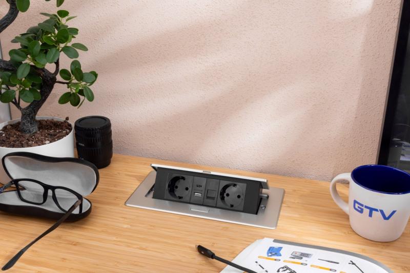 MULTISOFT bútoraljzat, 2xSHUKO, USB A+C, RJ45, 1,5 m kábel, alumínium