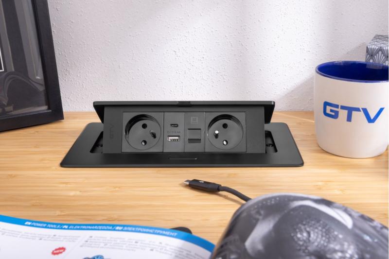 MULTISOFT Bútorcsatlakozó 2x földelt aljzat, USB A+C, RJ45, tápkábel dugóval, fekete