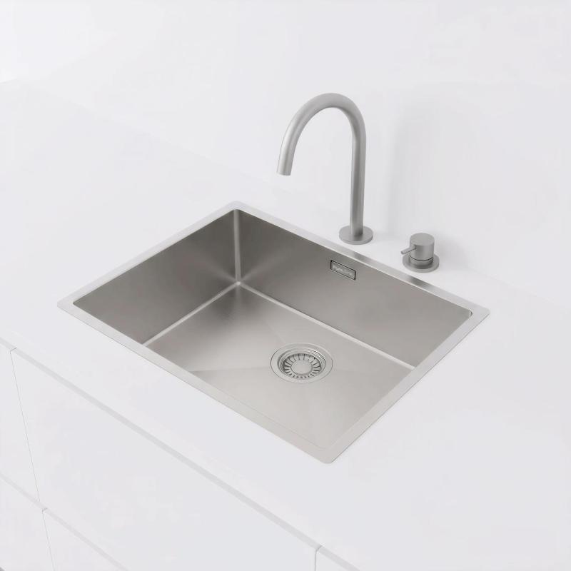 Pure.Sink Luxion Rozsdamentes acél mosogató 50x40 cm, alulról szerelhető, síkba építhető és felülről szerelhető  PLX5040-02